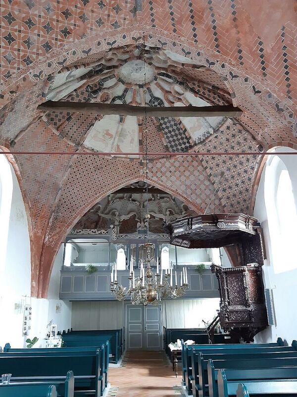 Blick in die Kirche Campen von Wikiwal (CC-BY-SA-4.0)
